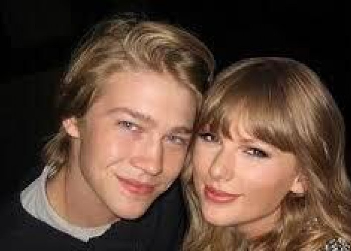 Mantan Taylor Swift, Joe Alwyn, Aktor Britania Raya yang Berjaya di Dunia Hiburan