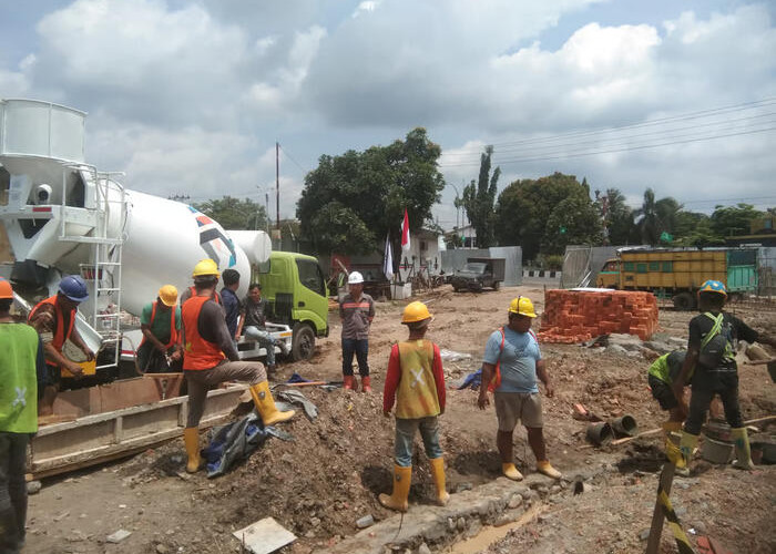 Tertibkan Aset di Muara Enim, KAI Divre III Bangun Sekolah dan Dukung Rencana Pembangunan Flyover