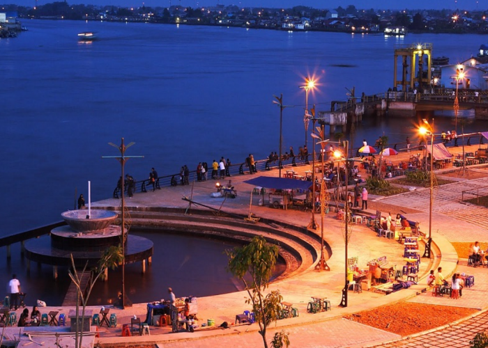 Kehidupan Malam di Pontianak dari Perspektif Budaya Lokal