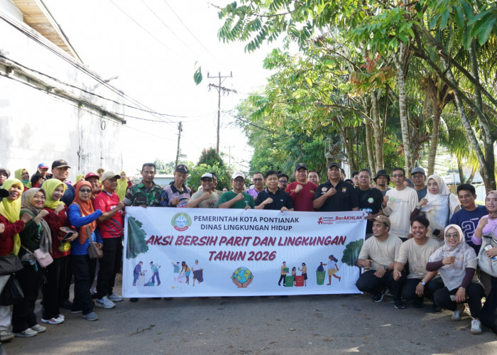 DLH Pontianak Ajak Warga Jaga Kebersihan Parit dan Lingkungan