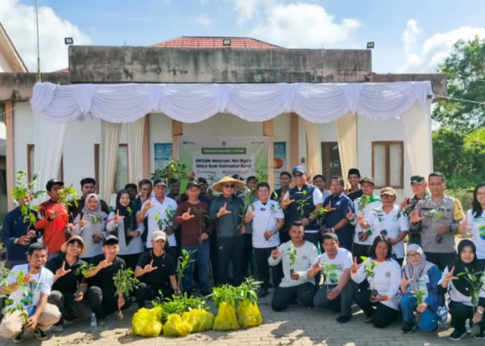 Bupati Kubu Raya Apresiasi LKBN Antara Tanam 500 Pohon