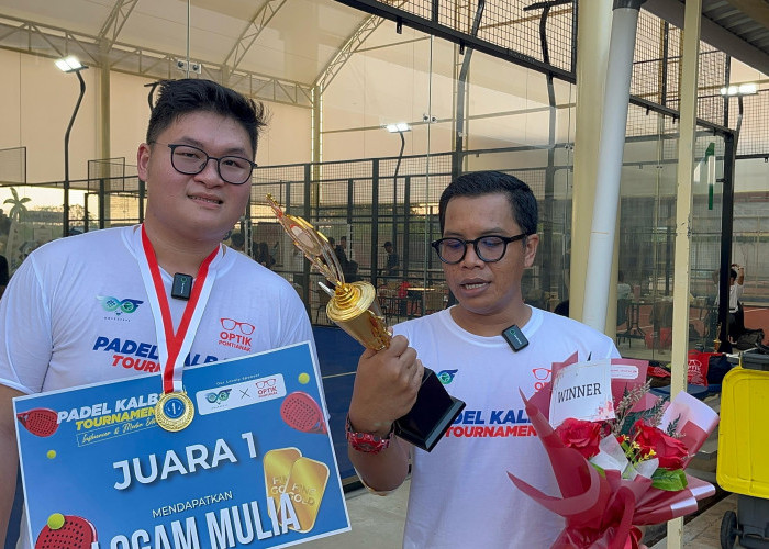 Irving Tandra & Acutison Tante Ragi Juara Padel Kalbar: Pelawak & Pengusaha Pun Bisa Unjuk Skill!