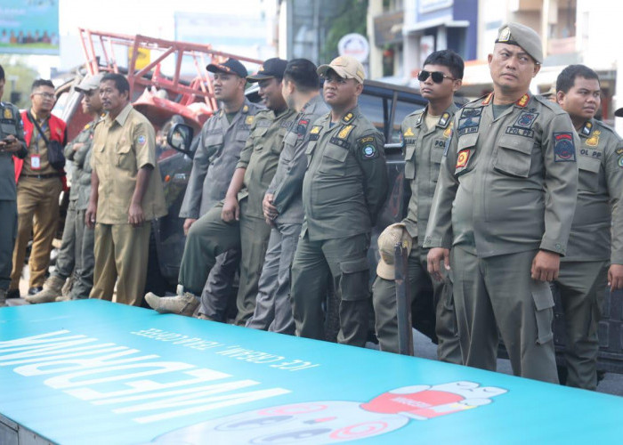 Langgar Aturan, Satu Kafe di Gajah Mada Dibongkar Satpol PP Pontianak