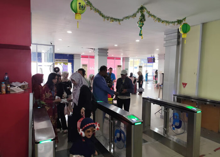 Arus Mudik dan Balik Lebaran 1447 H di Pelabuhan Sri Bintan Pura Lancar