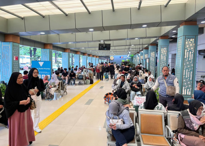 Banjir Teratasi, 72 Keberangkatan Kereta Api dari Daop 1 Jakarta Normal 100 Persen