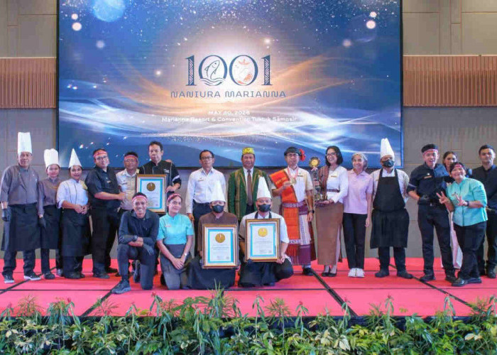 Marianna Resort Tuktuk Samosir Pecahkan Rekor LEPRID Lewat “1001 Naniura”, Angkat Kuliner Batak ke Panggung Na