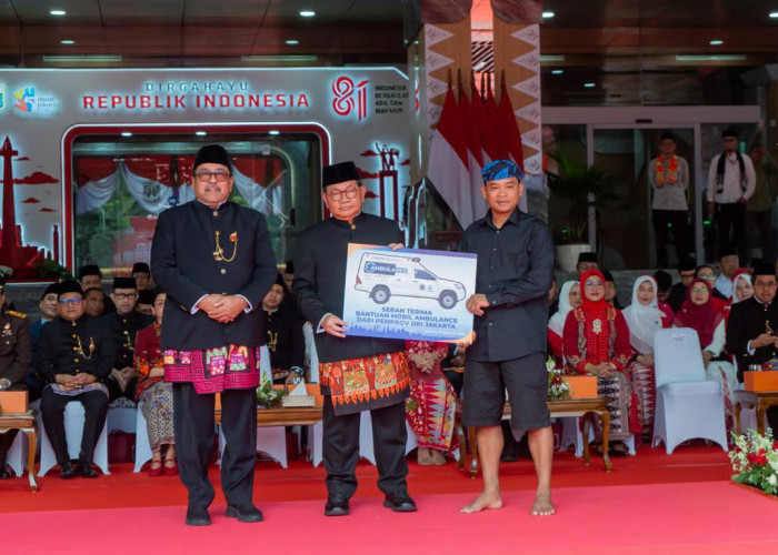 “HUT ke-81 RI, PAM JAYA Rayakan Kebersamaan dan Dukung Penyerahan Ambulans untuk Masyarakat Suku Baduy”