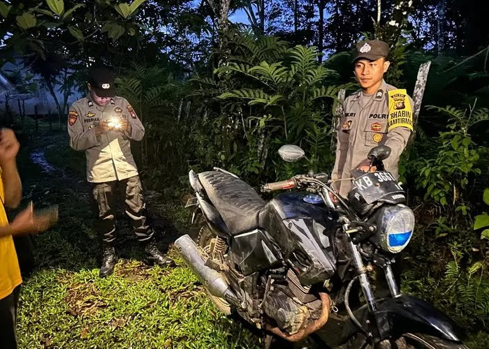 Hilang 23 Hari, Motor Milik Warga di Melawi Ditemukan Oleh Warga Disemak Belukar, Begini Kronologinya !!