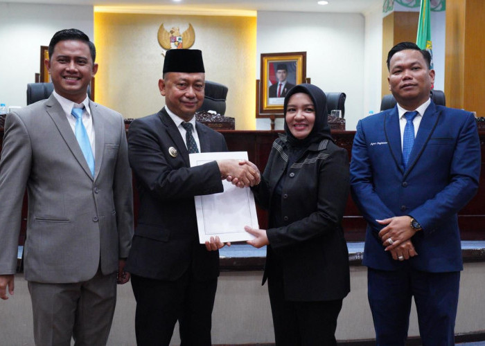 DPRD dan Pemkot Pontianak Setujui APBD 2026 Rp2,092 Triliun di Rapat Paripurna