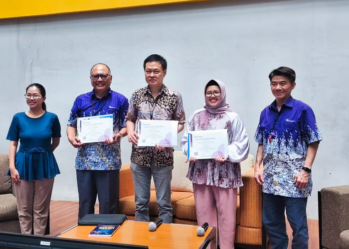 Menerapkan AI dalam Data Kompleks pada Graph Machine Learning