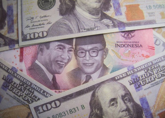 Rupiah Tertekan ke Rp16.970 per Dolar AS, Apa Penyebabnya?