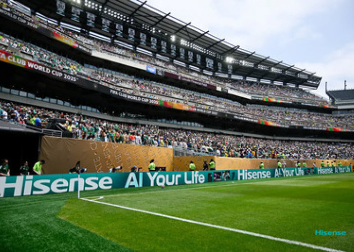 Hisense Tampilkan Kekuatan Teknologi AI Lewat Pesan “AI YOUR LIFE” di FIFA Club World Cup 2025™