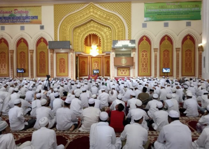 Hukum Shalat Jumat Saat Idul Fitri 2026, Ini Pandangan Ulama dan Hadist