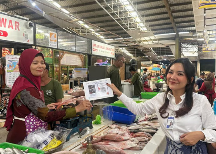 BRI BO Yogyakarta Cik Ditiro Dorong Digitalisasi UMKM Pasar Kranggan Melalui QRIS