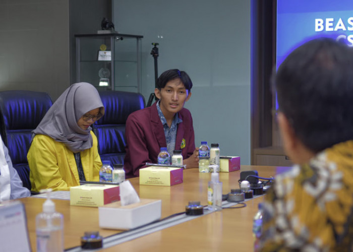 Rendahnya Akses Pendidikan Tinggi, BRI Danareksa Sekuritas Salurkan Beasiswa untuk Dukung PendidikaN