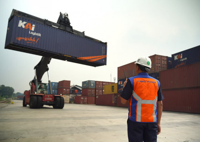 Lebih dari 1 juta Ton Barang Diangkut via Kereta Kontainer, Setara Mengurangi Pergerakan Hampir 60 Ribu Truk d