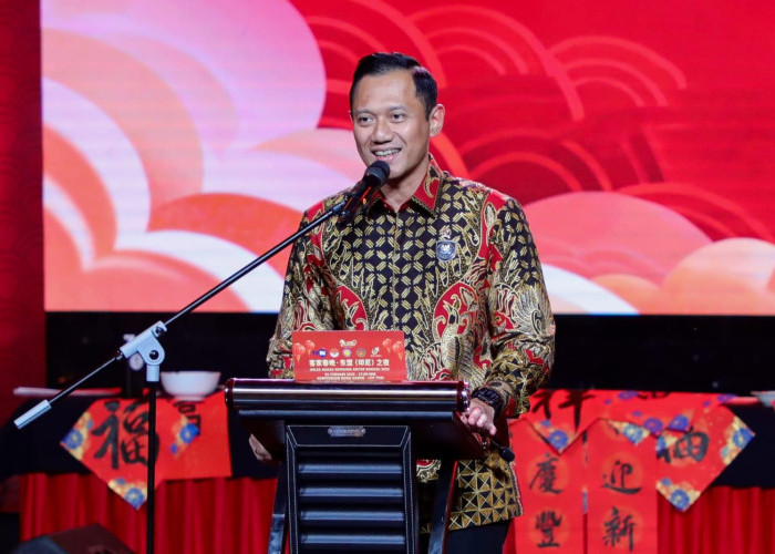 Kunker ke Singkawang, Menko AHY Hadiri Cap Go Meh dan Tinjau Infrastruktur