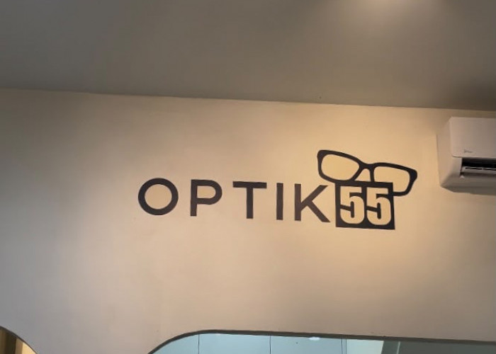 Cari Kacamata di Pontianak? Ini Pengalaman Pelanggan Optik 55 di Google Maps