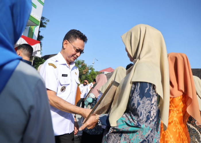 Pemkot Pontianak Lepas 26 ASN Purna Tugas, 335 PNS Terima SK