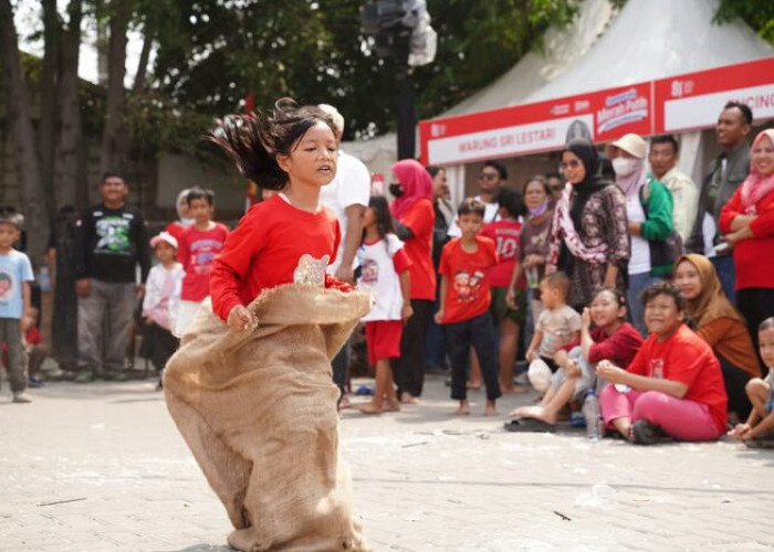 Semarak Merah Putih Kemerdekaan BRI Region 6, Warga Pasar Malaka Rorotan Antusias Ikuti Lomba 17-an