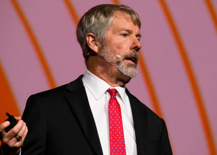 MicroStrategy Akan Borong Bitcoin Lagi? Michael Saylor Buka Suara!