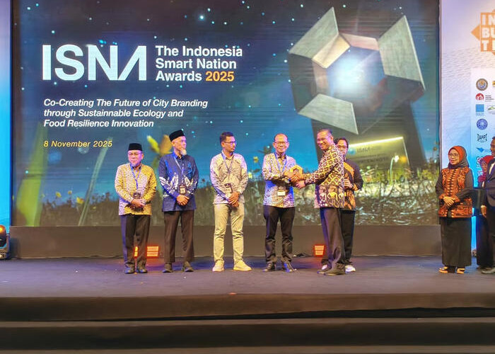 Raih Penghargaan Nasional Spesial Award ISNA 2025, Langkat Cerdas Nyata