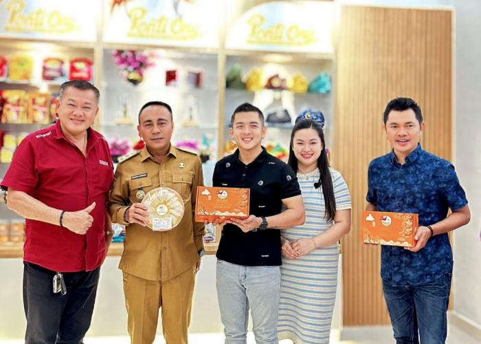 Dukung Produk UMKM, Wagub Kalbar Krisantus Ngewalet Bareng di Ponti Ong