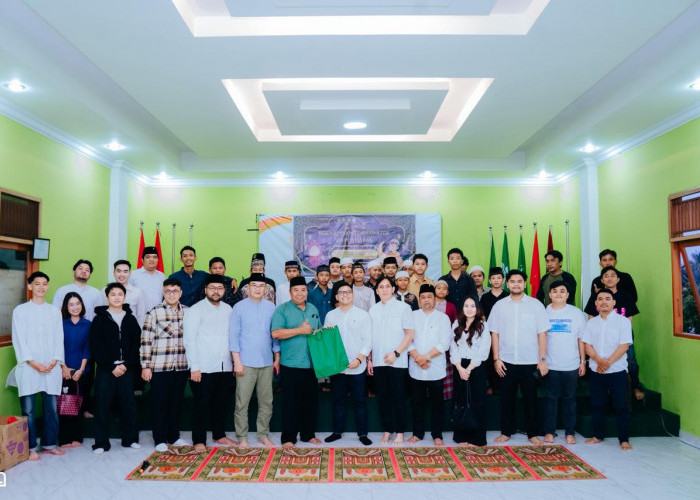 Taruna Merah Putih Kalbar Adakan Buka Puasa Bersama Anak Yatim di Pontianak