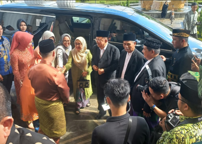 Akad Nikah Bersejarah di Kuburaya: Ilham Rinaldi dan Kehadiran Tokoh-Tokoh Nasional