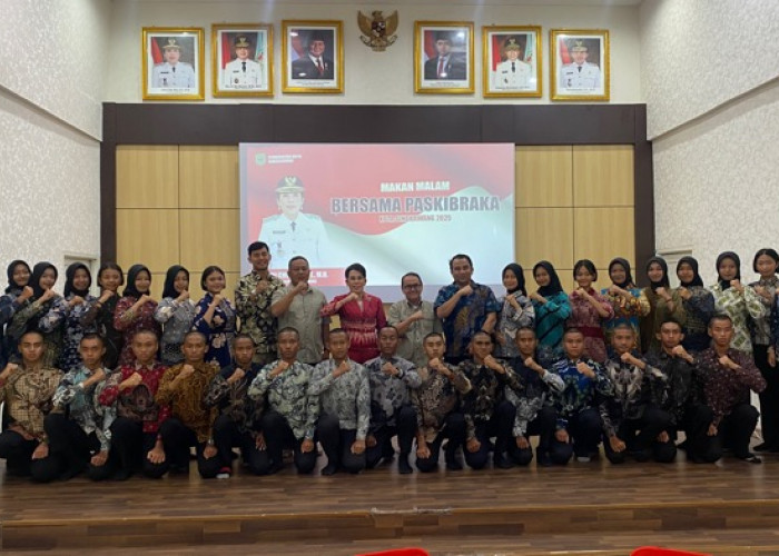33 Anggota Paskibraka Singkawang Dapat Jamuan Makan Malam dari Wali Kota Tjhai Chui Mie