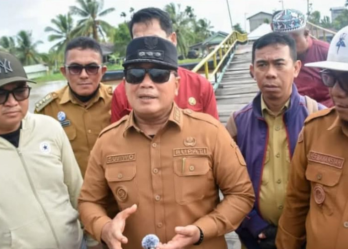 Jembatan Kubu Raya Rusak Parah, Bupati Sujiwo Pastikan Dibangun Ulang Tahun 2026