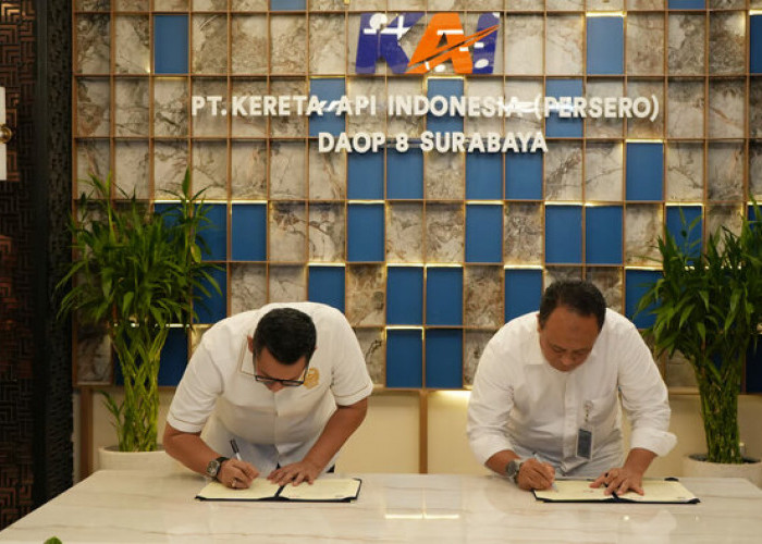 Tingkatkan Sinergitas, KAI Daop 8 Surabaya Teken MoU Dengan Sekretaris DPRD Provinsi Jawa Timur