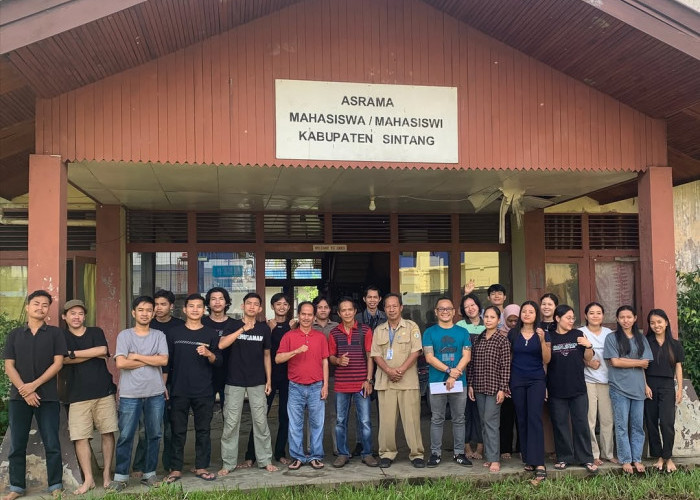 Bupati Sintang Tinjau Asrama Mahasiswa di Pontianak, Bahas Perbaikan Fasilitas