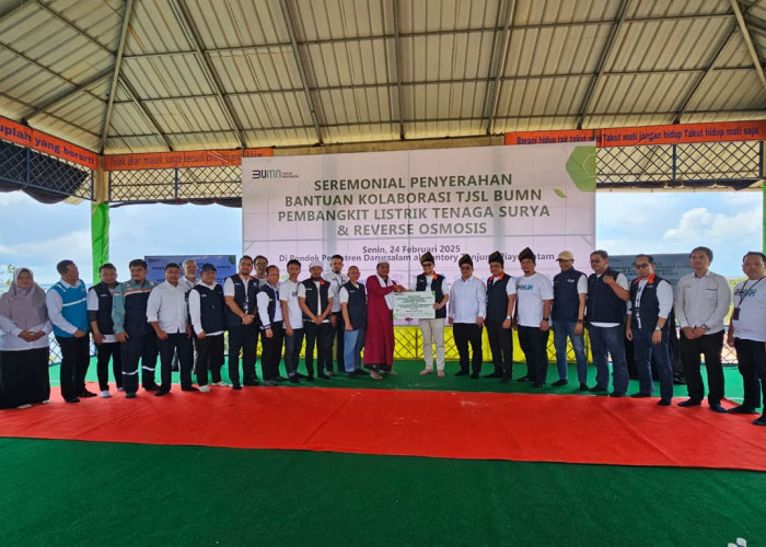 Laksanakan Program CSR/TJSL: PTPP Berkolaborasi 23 BUMN Hadirkan PLTS dan Reverse Osmosis di Batam