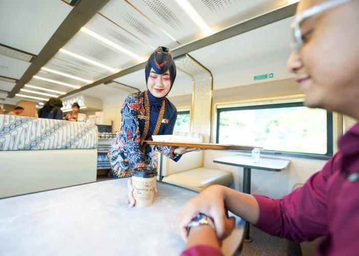 Selama Bulan Ramadhan, Kuliner Kereta Siapkan Menu Takjil untuk Penumpang Kereta Api