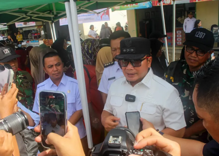 Bupati Kubu Raya Tambah Subsidi Operasi Pasar di Desa Durian