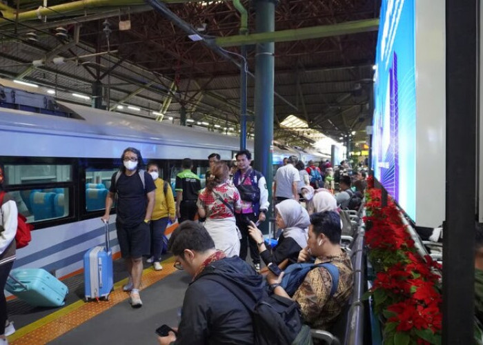 Cari Info Tiket Kereta Api Lebaran?, KAI Daop 1 Jakarta Sampaikan Tiket Dapat Dipesan H-45