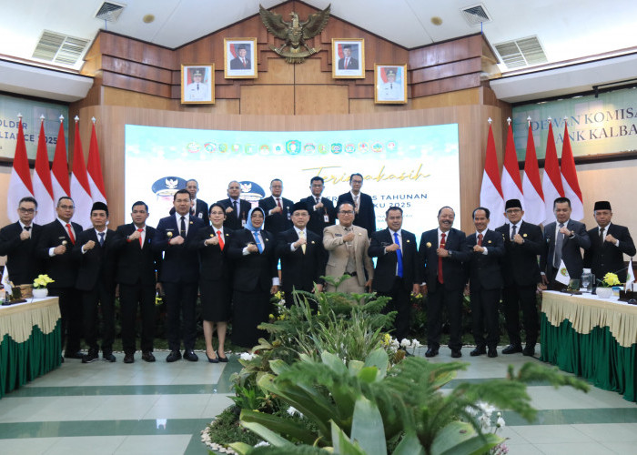 Bukan Sekadar Prestasi, Ini Pesan Kuat Ria Norsan untuk Bank Kalbar di Usia ke-62