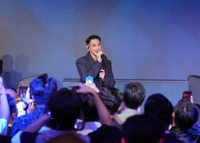 Dipha Barus hingga Afgan Ramaikan Grand Opening 25hours The Oddbird Jakarta