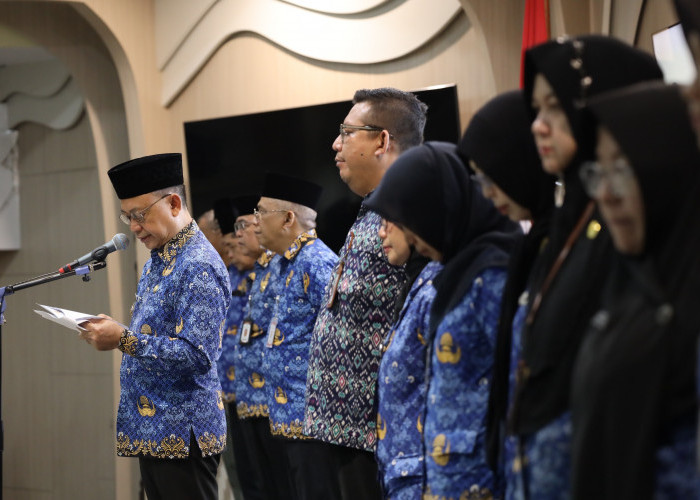 Peringati Hardiknas 2026, Wali Kota Pontianak Soroti Pendidikan dan Karakter Generasi Muda