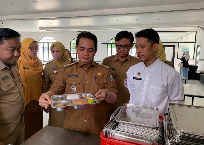 Pemkot Sidak Dapur MBG, Pastikan Sesuai Standar BGN, 40 Ribu Siswa di Pontianak Sudah Nikmati Program MBG