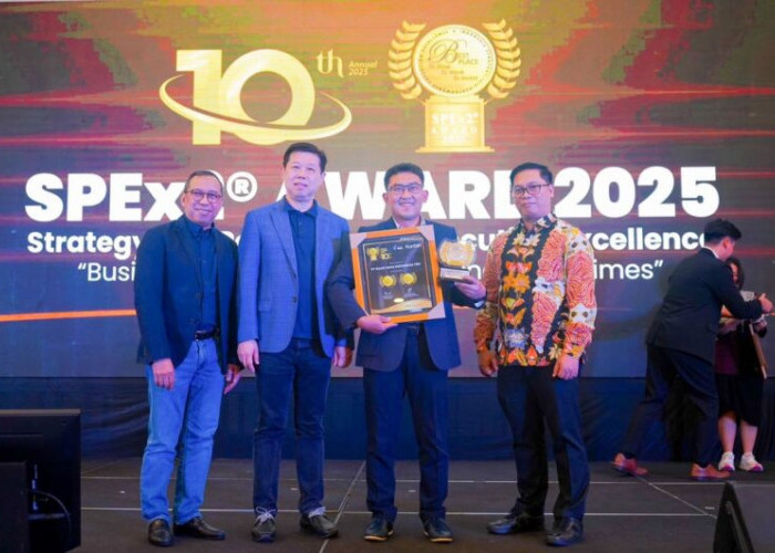 Bank Raya Raih SPEx2 Awards 2025 Konsisten Hadirkan Inovasi untuk Produk Digital Semakin Lengkap
