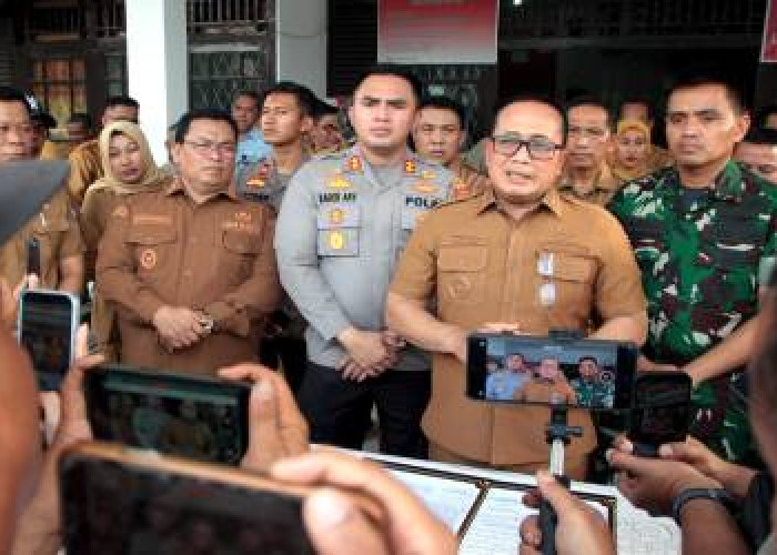 Bantu Tangani Karhutla di Kubu Raya, Bupati Sujiwo Apresiasi TNI-Polri