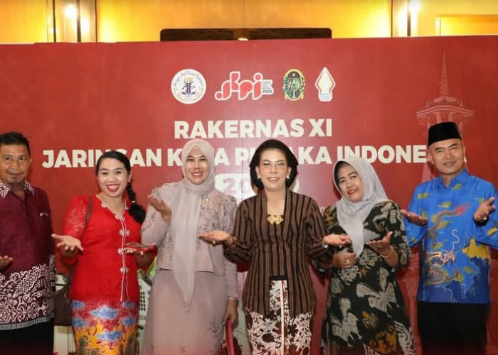 Wali Kota Singkawang Hadiri Gala Dinner JKPI 2025 di Yogyakarta, Tegaskan Komitmen Lestarikan Budaya