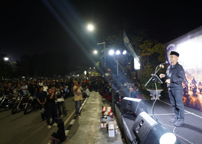 Ribuan Bikers Ikuti Sahur On The Road IMI Kalbar di Pontianak