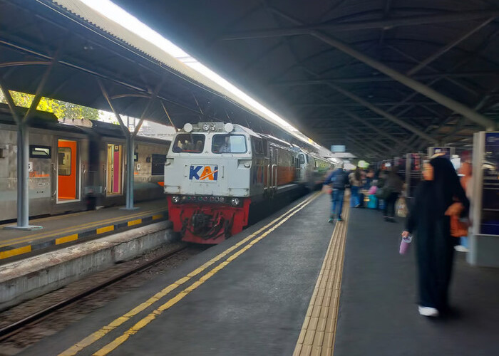 KAI Daop 8 Himbau Penumpang Datang Lebih Awal ke Stasiun Pada Peringatan May Day