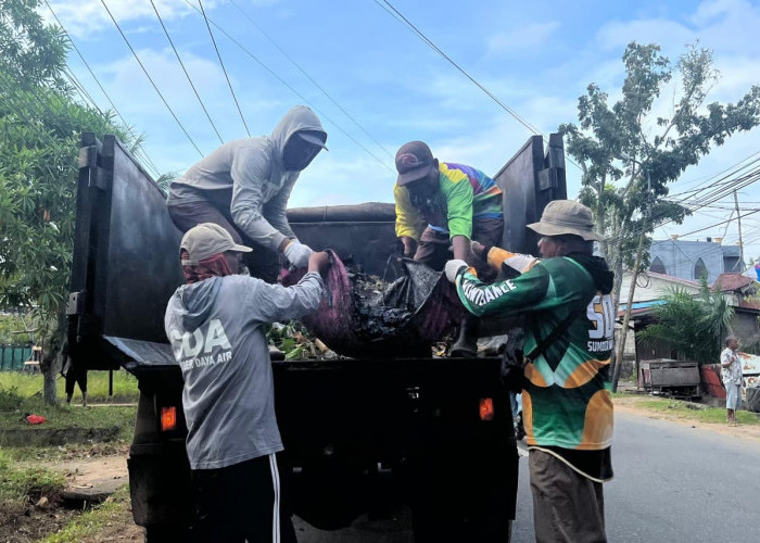Gotong Royong Serentak di Pontianak, Warga Pal Lima Sampaikan Aspirasi