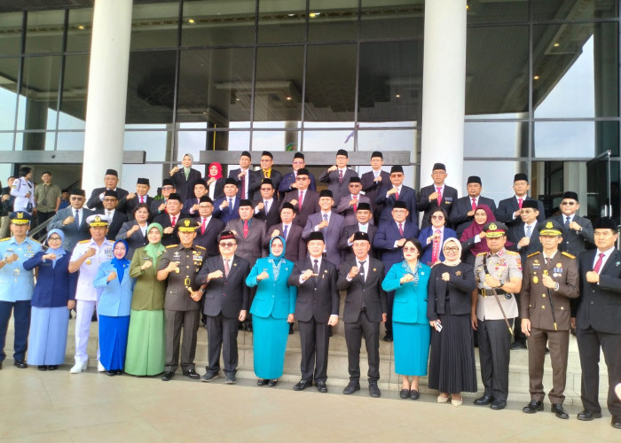 Upacara HUT Pemprov Kalbar, Gubernur Ria Norsan Tekankan Sinergi Lintas Sektor