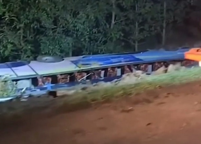 Tragedi di Cipali: Bus Penuh Warga Tangsel Alami Kecelakaan Mengerikan!