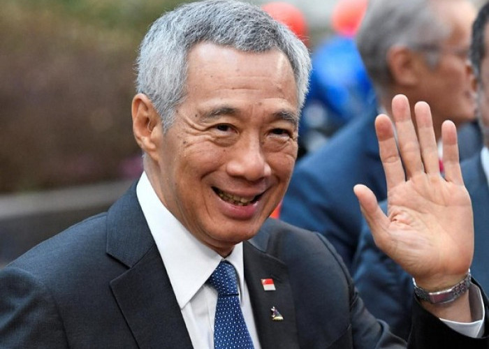 Perdana Menteri Singapura Bawa Rombongan Menteri Berbatik Temui Jokowi di Istana